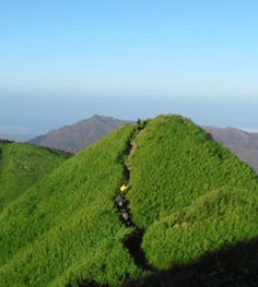 hiking to fansipan peak