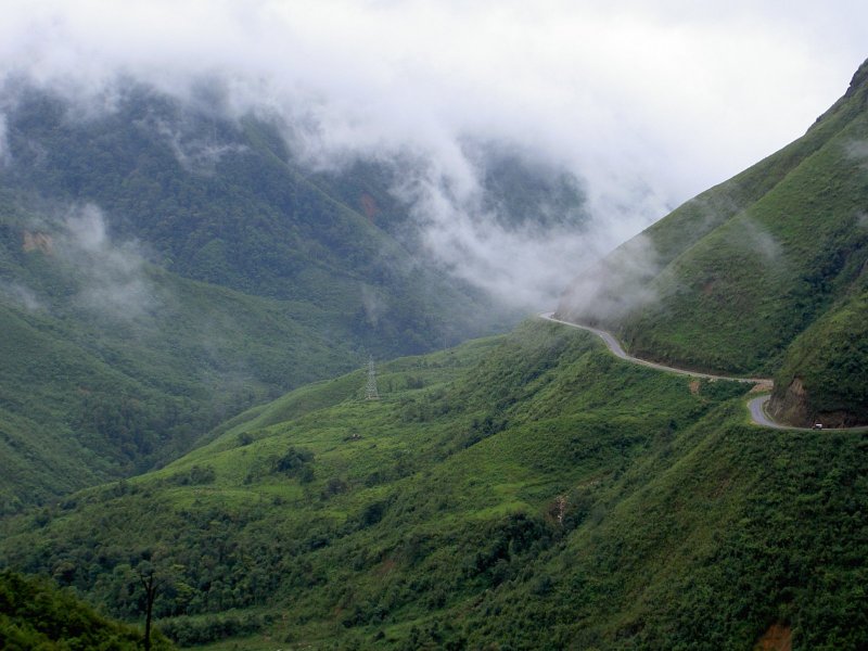 hiking to fansipan peak